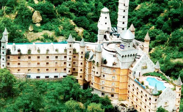 Best Western Amrutha Castle