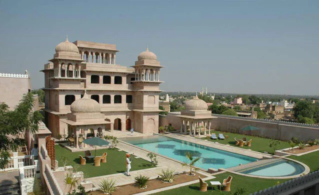Castle Hotel