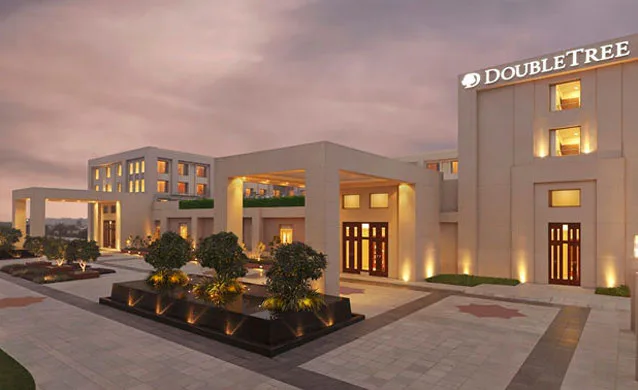 DoubleTree by Hilton 