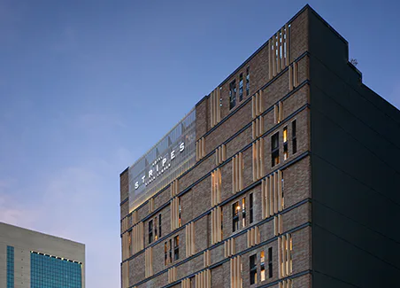 Hotel Stripes Kuala Lumpur, Autograph Collection