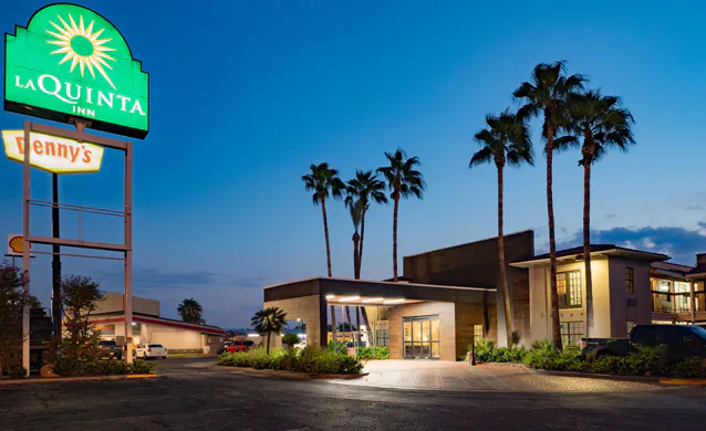 La Quinta Inn by Wyndham Laredo I-35