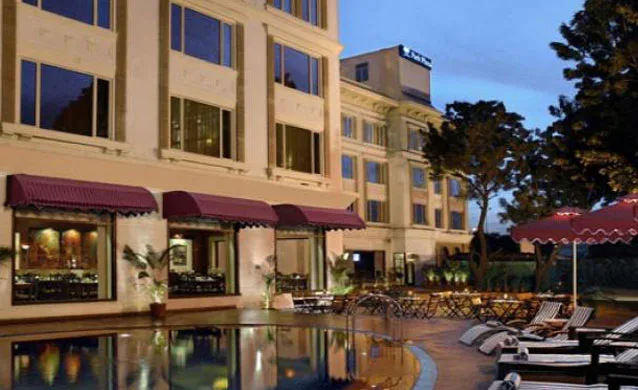Park Plaza 