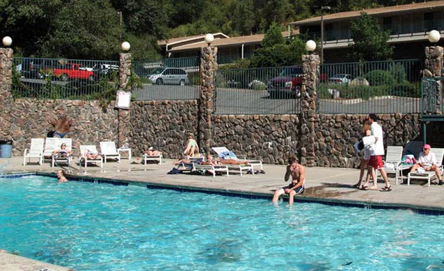 Yosemite Cedar Lodge