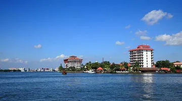 Cochin-01-god-own