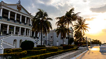 falaknuma-palace-ITIK