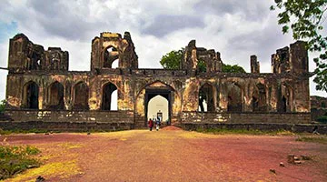 gateway-to-the-deccan-highlands-04
