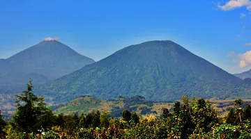 iti-volcanoes-national-park-01