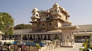 maharajas-express-the-heritage-of-india-04