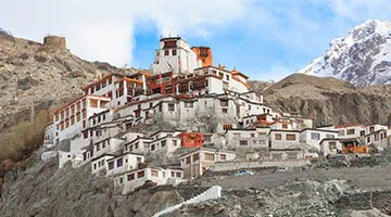 the-ultimate-travelling-camp-ladakh-07