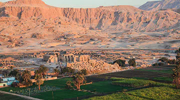 Valley-of-the-Kings-02-yrt